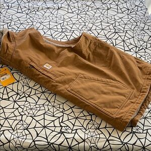 Men’s NWT Carhartt Tan Outdoor Vest with Sherpa lining
